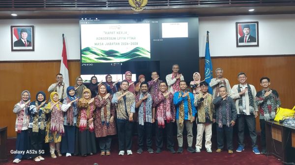 Pengurus Konsorsium LPPM PTMA Periode 2026-2028 Resmi Dilantik, LPPM UM Metro Dipercaya sebagai Ketua Wilayah 1