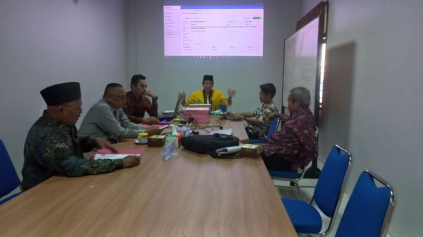 Rapat Penyamaan Persepsi Reviewer Penelitian dan Pengabdian kepada Masyarakat